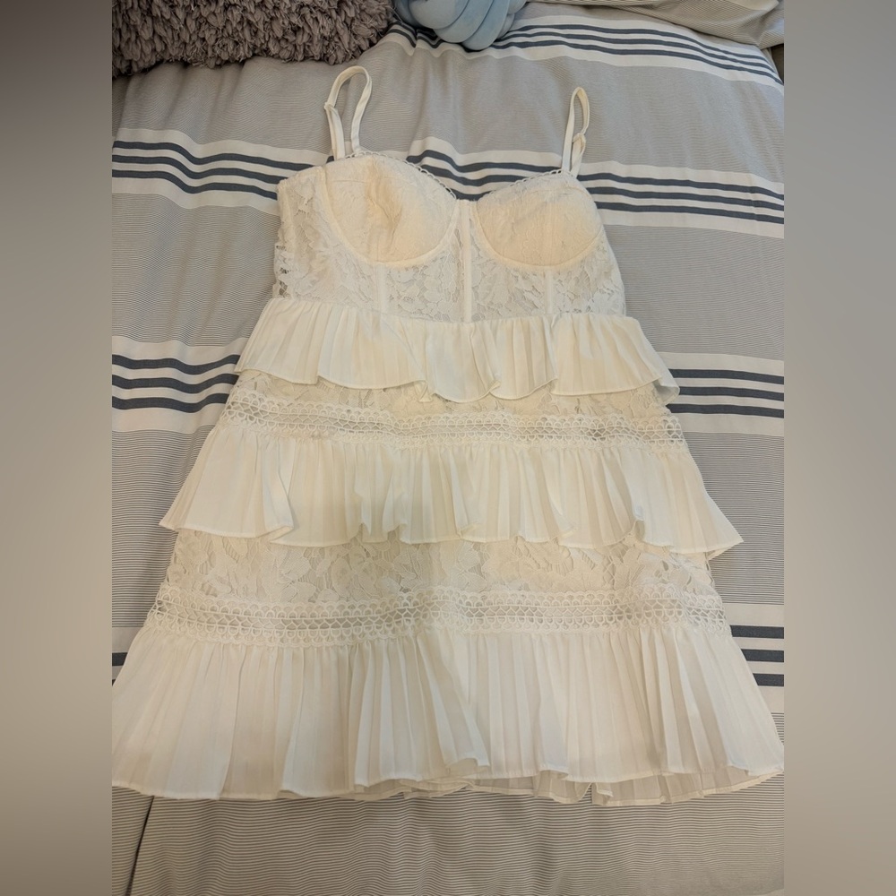 white corset lace dress worn once size S